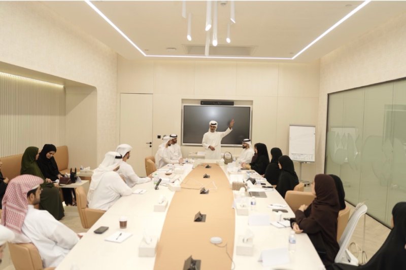 أبوظبي للغة العربية ينظم برنامجاً لدعم مهارات إدارة الحوار