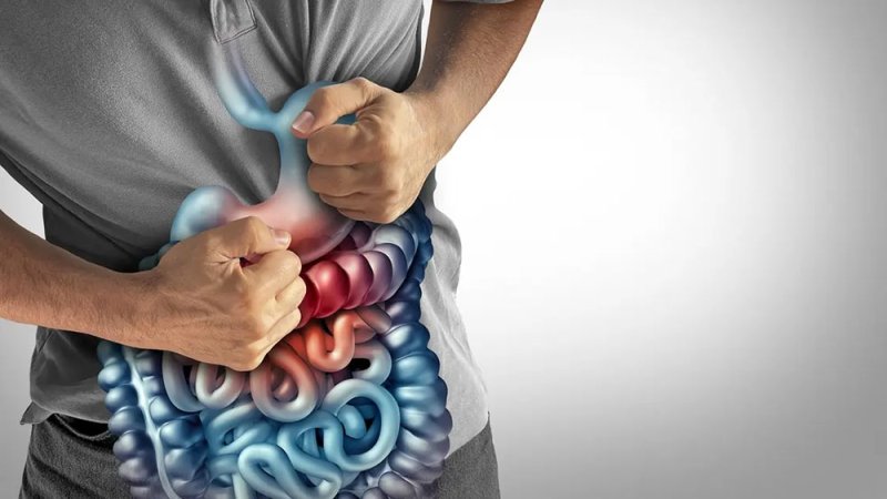 عادات صباحية تُساعدك في علاج الإمساك والانتفاخ
