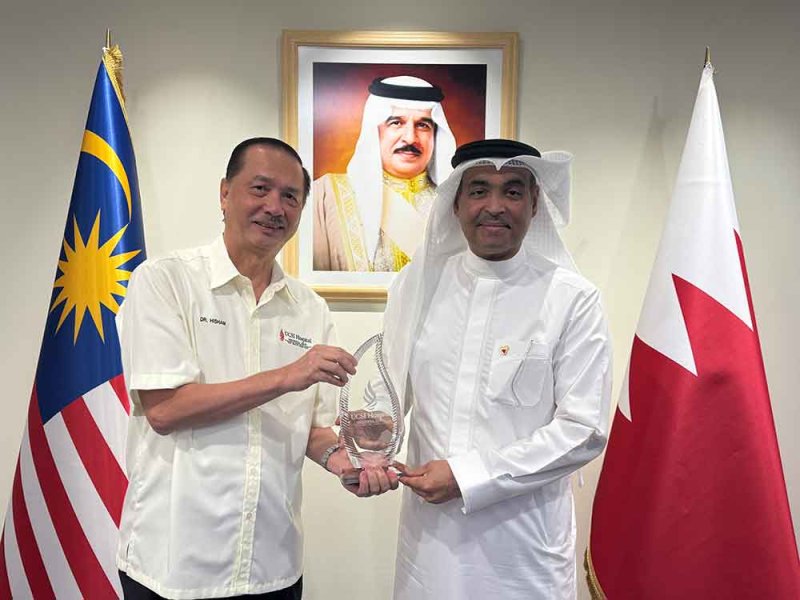سفير مملكة البحرين لدى ماليزيا يجتمع مع وفد الرعاية الصحية التابعة لجامعة UCSI  الماليزية