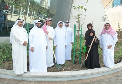 هيئة التخطيط والتطوير العمراني تشارك في "أسبوع الشجرة"