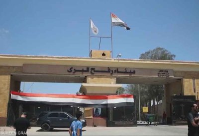 إسرائيل تمنح حماس "مهلة" لإعادة الجثث.. وتلوح بالمساعدات
