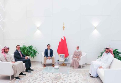 وزيرة السياحة تستقبل الإدارة التنفيذية لبنك سنغافورة الخليج لبحث تعزيز التعاون في سياحة الأعمال