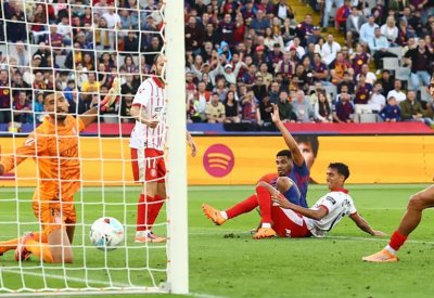 رهان فليك "الغريب" ينقذ برشلونة من تعثر ثالث على التوالي