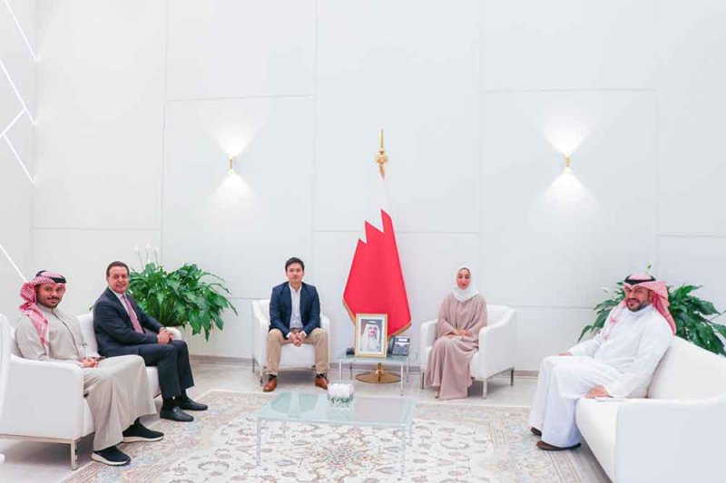 وزيرة السياحة تستقبل الإدارة التنفيذية لبنك سنغافورة الخليج لبحث تعزيز التعاون في سياحة الأعمال