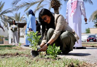 مريم الظاعن: مبادرات التشجير تجسّد الوعي الوطني بالاستدامة والمسؤولية البيئية