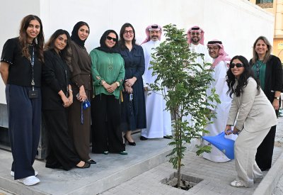 زين البحرين تعزز التزامها بالاستدامة من خلال فعالية زراعة الأشجار احتفالاً بأسبوع الشجرة الوطني