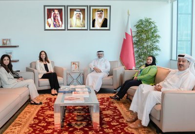 وزير الصناعة والتجارة يستقبل سفيرة جمهورية مصر العربية لدى البحرين