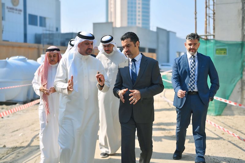 وزير البلديات يتفقد مشروع "سيف داون تاون" ويؤكد أهميته في التنمية الحضرية