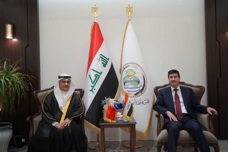 رئيس مجلس محافظة النجف يستقبل القنصل العام لمملكة البحرين في النجف