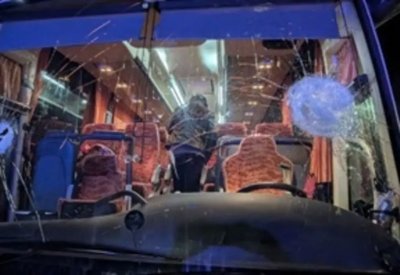 مأساة في كرة السلة.. هجوم بالحجارة على فريق إيطالي ومقتل السائق