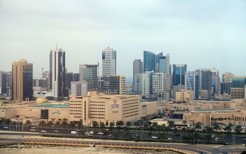 "الأرصاد": طقس معتدل اليوم في البحرين مع سحب وأتربة وتحذير من رياح قوية