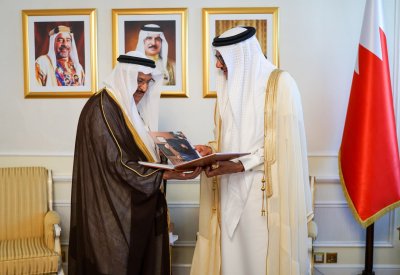 وزير الخارجية يستقبل الأمين العام المساعد ورئيس قطاع الشؤون العربية والأمن القومي بجامعة الدول العربية