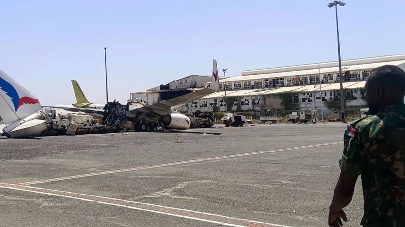 مسيّرات تضرب منطقة مطار الخرطوم قبيل إعادة افتتاحه