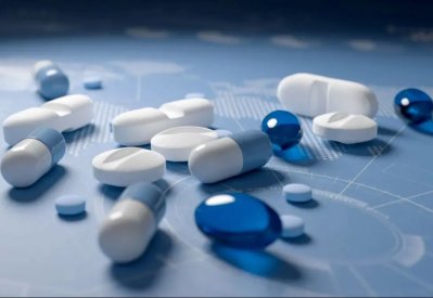 ترامب يخطط لإجراء تحقيق لضبط أسعار الأدوية عالمياً