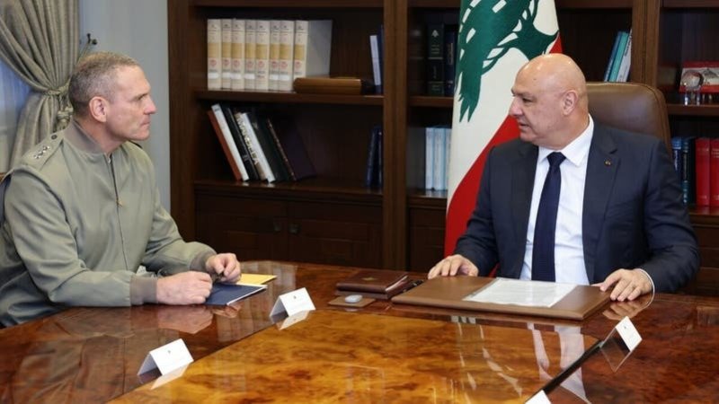 الرئيس اللبناني يرفض العودة إلى الحرب.. ويدعو للضغط على إسرائيل