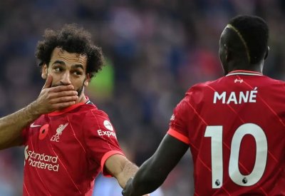 لاعب ليفربول: "أنانية" صلاح تجلب له المال.. واسألوا ماني