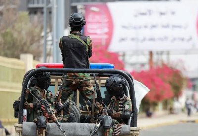 صنعاء.. الحوثيون يقتحمون مقر مفوضية اللاجئين وينهبون بيانات مهمة