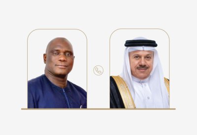 وزير الخارجية يجري اتصالًا هاتفيًا بوزير الخارجية والتعاون الدولي والغامبيين في الخارج بجمهورية غامبيا