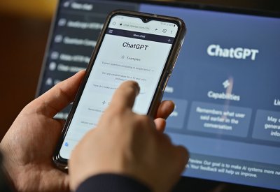 "أوبن إيه آي": مليون شخص يظهرون نية انتحارية أسبوعياً عند استخدام "ChatGPT"