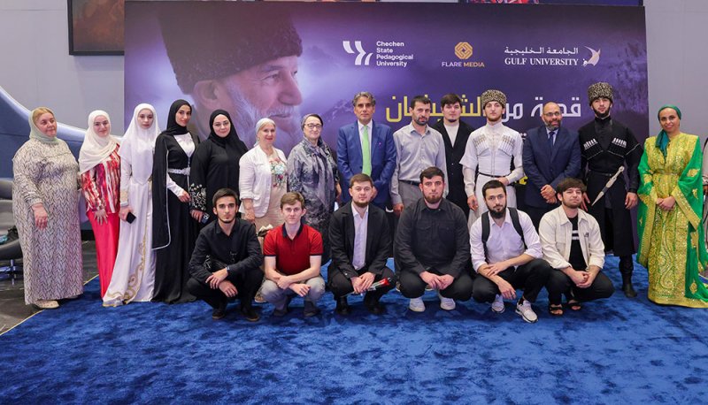 طلبة الخليجية يبدعون في فيلم "سيدة الجبل: قصة من الشيشان" في "إيبيكس الدانة"
