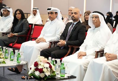 وزير "التنمية" يشارك في ورشة عمل "تحديث وتفعيل الميثاق الأخلاقي الخليجي الموحد لممارسي المهن الاجتماعية"