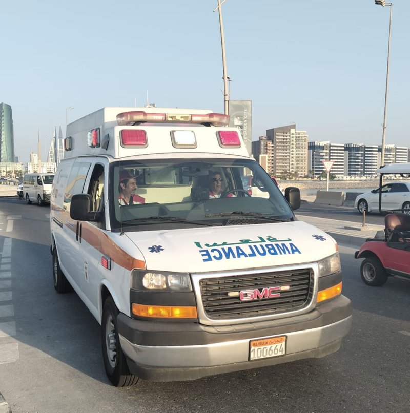 الهلال الأحمر البحريني يشارك في فعالية "يوم المشي مع الكفيف"