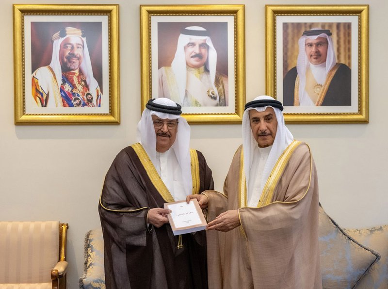 البحرين تفخر بإسهامات رجالاتها وعطاءات أبنائها في مواقع العمل الوطني المختلفة بالداخل والخارج