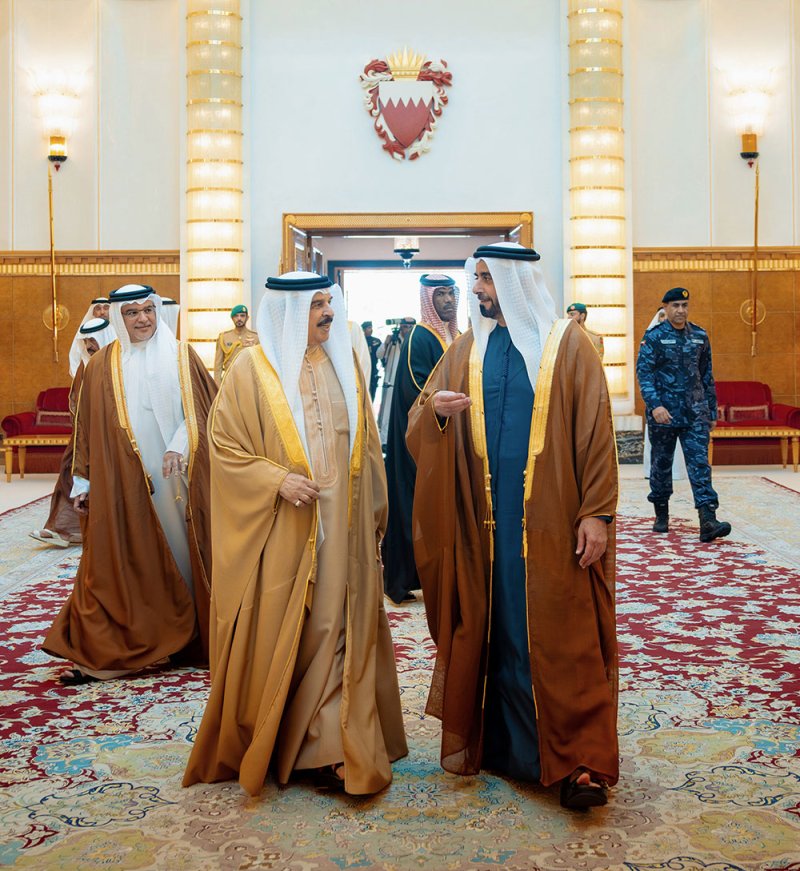 جلالة الملك المعظم يستقبل سمو نائب رئيس مجلس الوزراء وزير الداخلية بدولة الإمارات العربية المتحدة