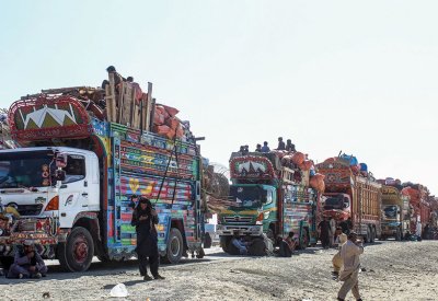 باكستان وأفغانستان.. فرصة جديدة لوقف الصراع