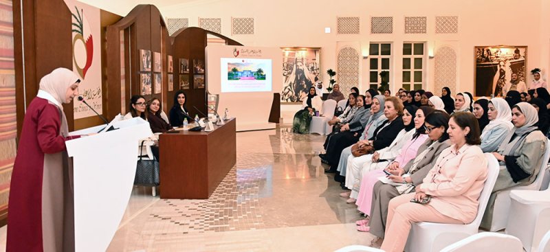 أمانة "الأعلى للمرأة" تنظم برنامجا توعويا حول الوقاية والفحص المبكر عن سرطان الثدي
