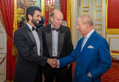 فتح الفرص أمام شباب العالم لصناعة المستقبل