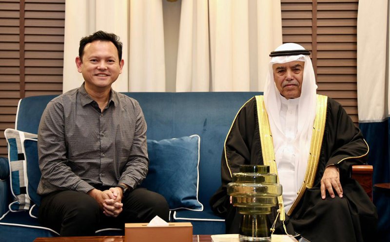 وزير الدولة للدفاع بسنغافورة يصل البلاد
