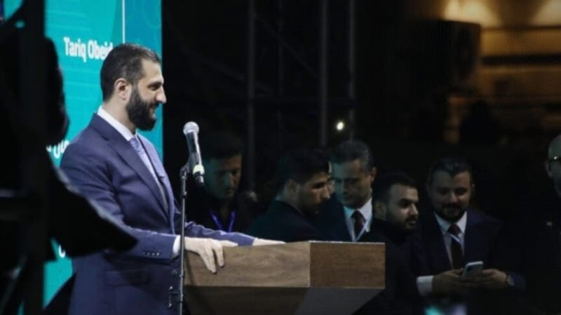 لغط حول اجتماع إدلب.. شقيق الشرع ينفي "لا مكتب لدي"