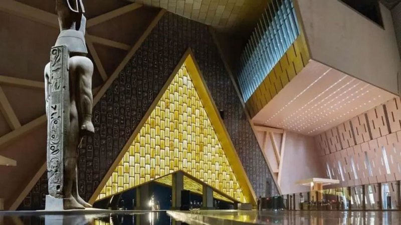 المتحف المصري الكبير من التصميم إلى الافتتاح.. ما قصة المكتب الأيرلندي؟