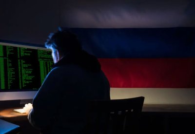 مدير سابق في شركة أميركية يبيع أدوات اختراق سرّية لروسيا مقابل عملات رقمية