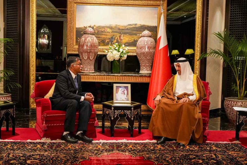 وزير المواصلات والاتصالات يجتمع بوزير الدولة الأول بوزارة القانون ووزارة النقل في جمهورية سنغافورة
