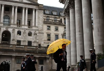 توقعات بإبقاء معدلات الفائدة في بريطانيا دون تغيير
