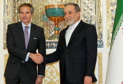 برلماني إيراني يؤكد: لا نثق بغروسي ولا بالوكالة الذرية