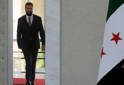 الاتحاد الأوروبي يعتزم رفع العقوبات عن الشرع.. "في أقرب وقت"