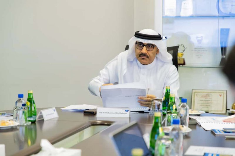 مجلس أمناء "بوليتكنك البحرين" يعقد اجتماعه الدوري ويستعرض عددًا من مشاريع توسع الكلية