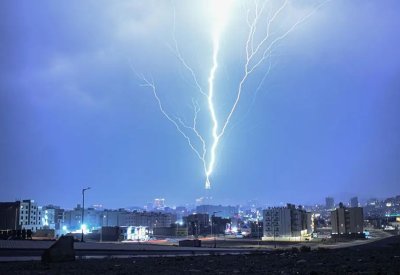 أداة ثورية للتنبؤ بالصواعق قد تغير مستقبل الطيران