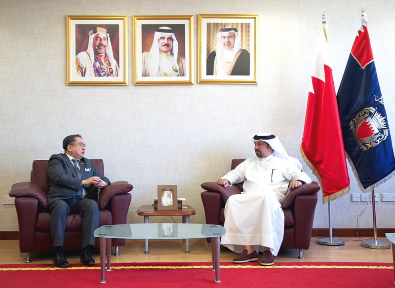 رئيس الجمارك يستقبل سفير مملكة تايلند لدى مملكة البحرين