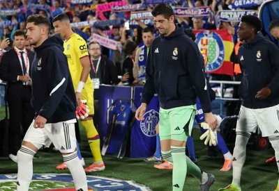 ريال مدريد يتلقى ضربة موجعة بإصابة كورتوا وفالفيردي