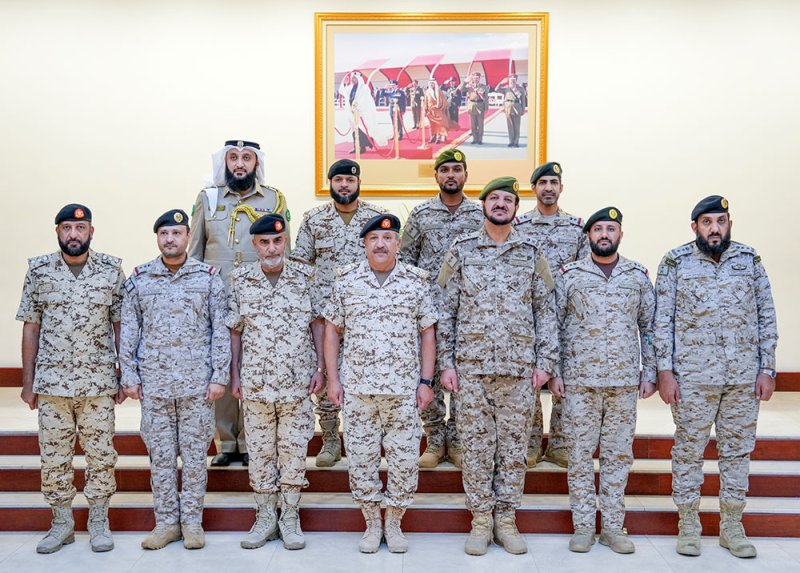 مساعد رئيس هيئة الأركان للقوى البشرية يستقبل مدير عام الإدارة العامة للشؤون الدينية بالقوات المسلحة السعودية