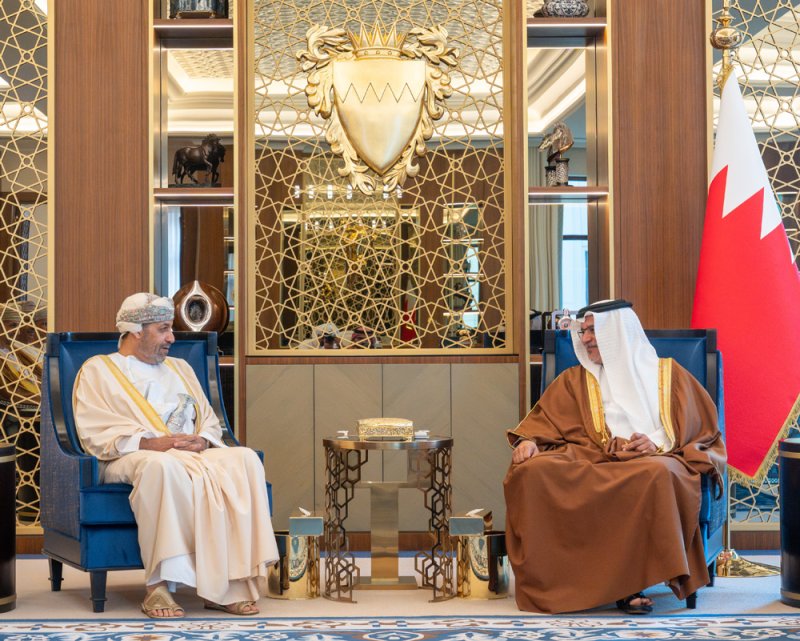 سمو ولي العهد رئيس مجلس الوزراء: الشراكة الاستراتيجية بين مملكة البحرين وسلطنة عمان وصلت لمستويات متقدمة بفضل ما تحظى به من حرص واهتمام من جلالة الملك المعظم وسلطان عمان