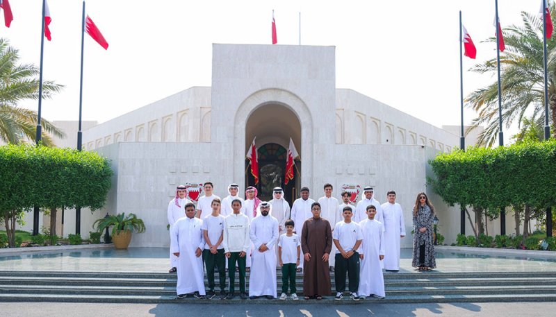 "أمانة الشورى" تستقبل طلبة "معهد الشيخ خليفة للتكنولوجيا" و"الهداية الخليفية" ضمن برنامج الزيارات التعريفية للمجلس