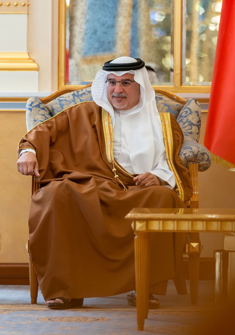 سمو ولي العهد رئيس مجلس الوزراء يؤكد الاعتزاز بالجهود المخلصة والمتفانية للكوادر الوطنية التي تسهم في تعزيز مسيرة البناء والنماء التي تشهدها مملكة البحرين