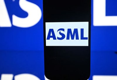 "ASML" الهولندية تقيم مصنعا لمعدات الرقائق في كوريا الجنوبية