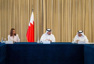سمو الشيخ عيسى بن سلمان: مواصلة تطوير قطاع التعليم والدفع به نحو مستويات أكثر تقدمًا