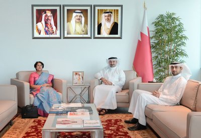 وزير الصناعة والتجارة يلتقي سفيرة جمهورية سريلانكا الديمقراطية الاشتراكية لدى مملكة البحرين